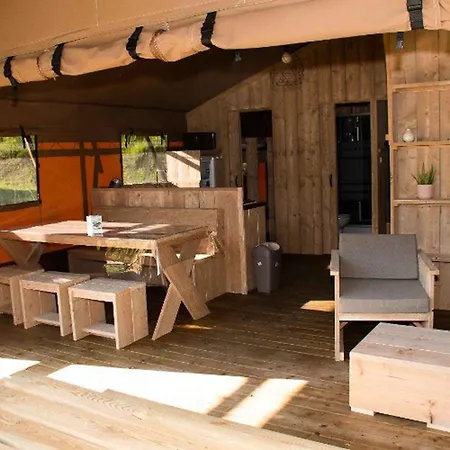 Mobil Familial - Terrasse Relaxante - Api-1-52-1681 *